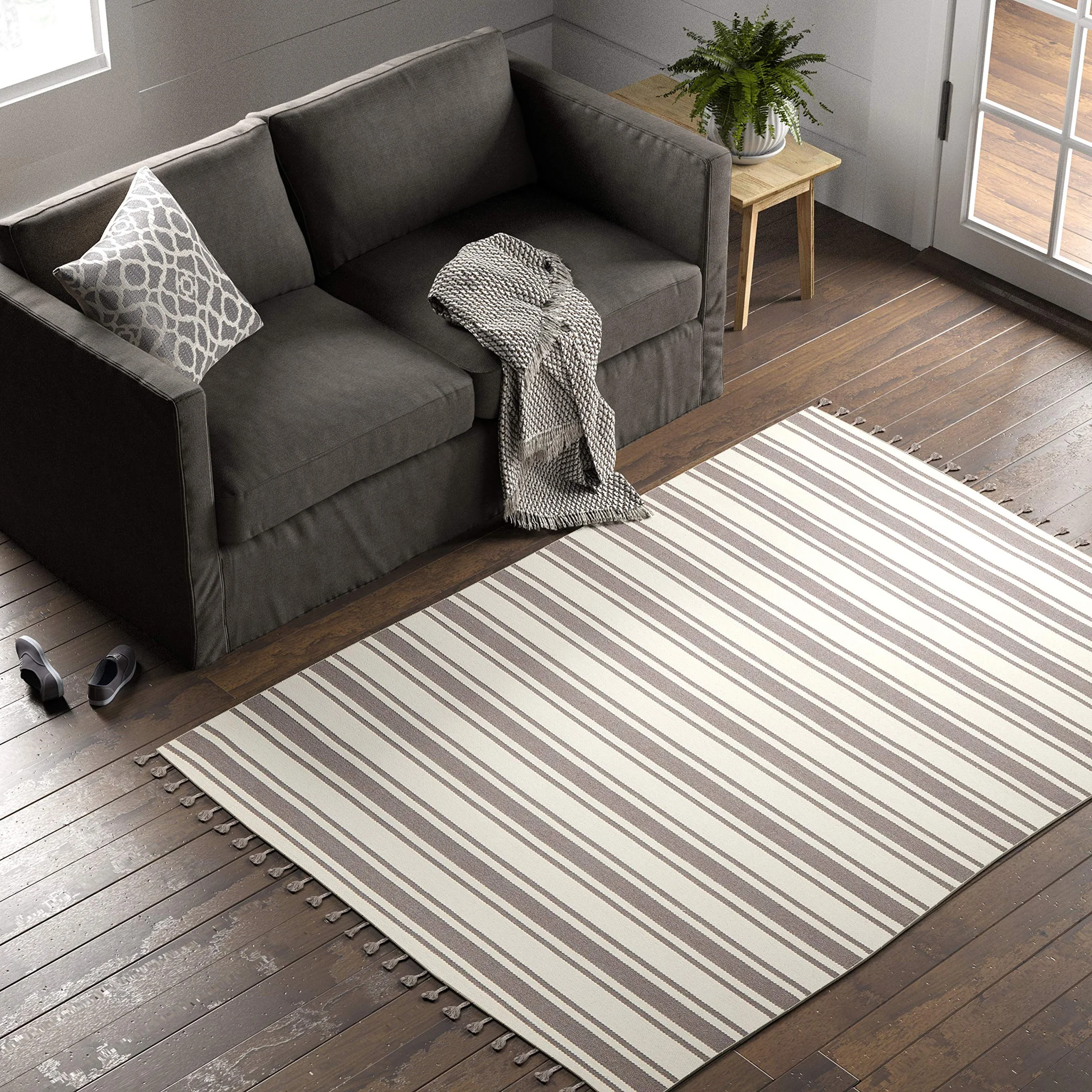Farmhouse Striped Dhurrie Area Rug with Tassel Fringe – Grey & Ivory